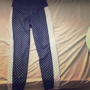 Polk a dot high rise workout legging from Old Navy